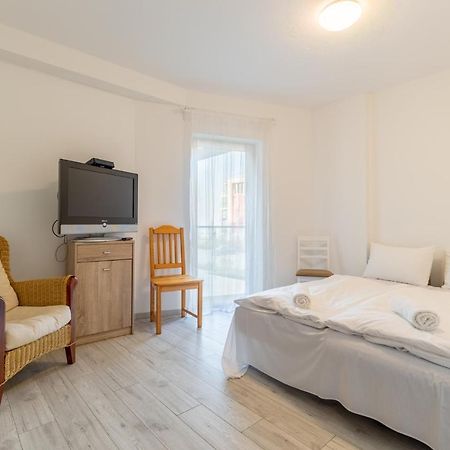 Admiral Luxury VI Apartman By Bltn Siofok Dış mekan fotoğraf