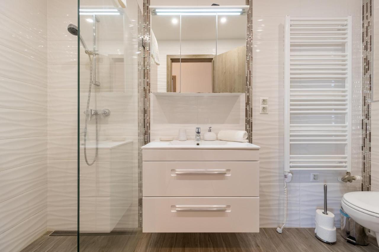 Admiral Luxury VI Apartman By Bltn Siofok Dış mekan fotoğraf